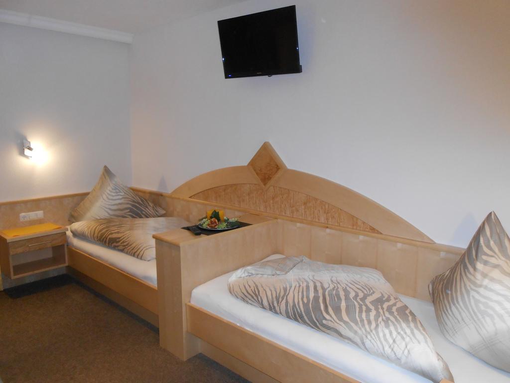 Apart Zangerle Kappl  Room photo